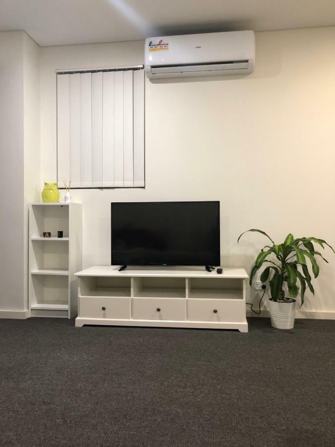 Modern In Cbd Apartment